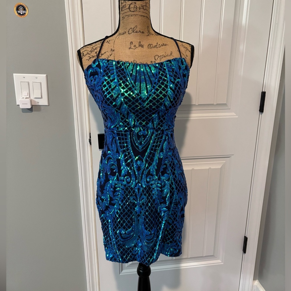 Blue-Green Sequined Short Prom /Formal Dress